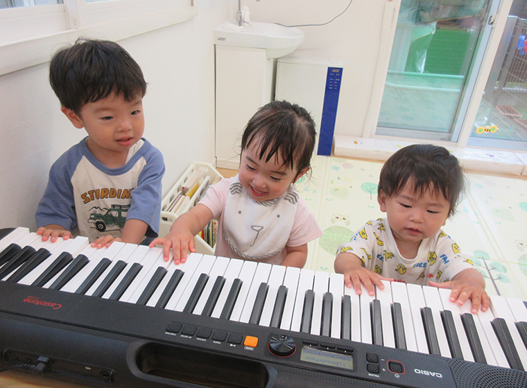 絵本と音楽が言葉の世界をひらく